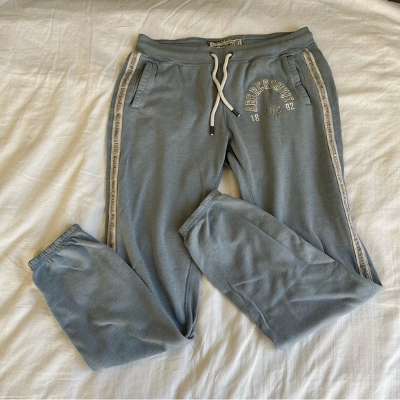 Abercrombie Light Blue Sweatpants Size XS - Picture 1 of 7